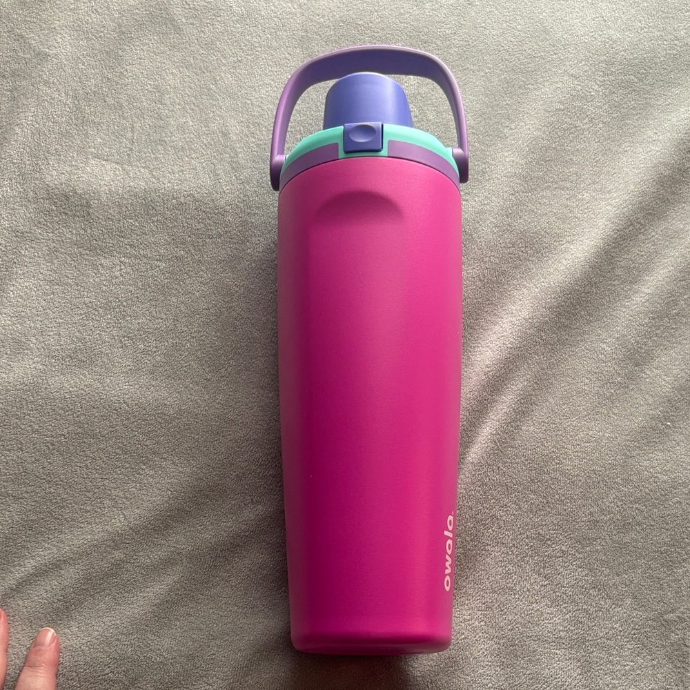 Owala Special Edition 30 oz Sway - Shocking Grape - Picture 5 of 12